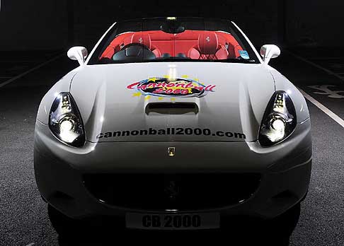 Ferrari - Cannonball 2000 con la supercar Ferrari
