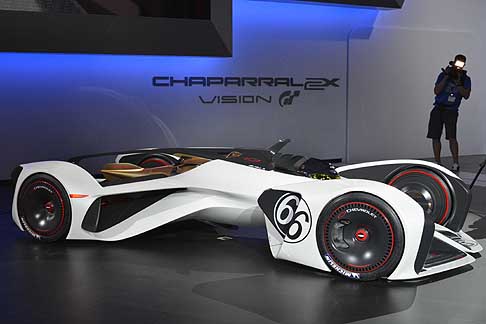 Chevrolet - Chevrolet Chaparral 2X Vision Gran Tursimo concept car presentata a LA Auto Show 2014