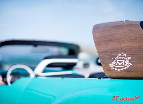 Citroen - Citroen Cactus M nella prima un gioco di inquadrature fa capire solo alcune caratteristiche della vettura, senza svelarne le forme complete