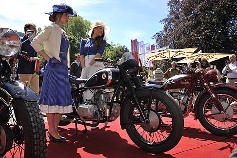 BMW - Concorso dEleganza Villa dEste motociclette storiche e modelle a Villa dEste 2013 