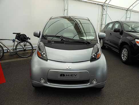 Mitsubishi - Mitsubishi i-MiEV innovative electric vehicle