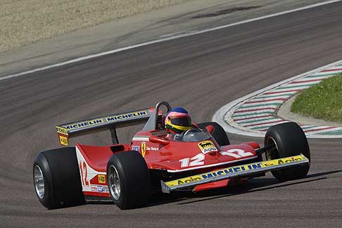 Ferrari - Ferrari 312 T4 in pista a Fiorano con Jacques Villeneuve