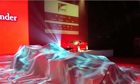 Ferrari - Nuova Ferrari F138 di F1 sotto il velo