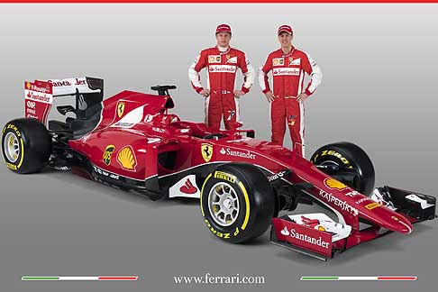 F1 Monoposto Ferrari - Ferrari SF15-T con i piloti Kimi Raikkonen e Sebastian Vettel