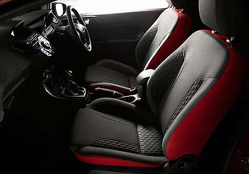 Ford - La nuove Ford Fiesta Red Edition e Black Edition sono gi ordinabili, mentre larrivo in concessionaria  programmato per settembre prossimo. 