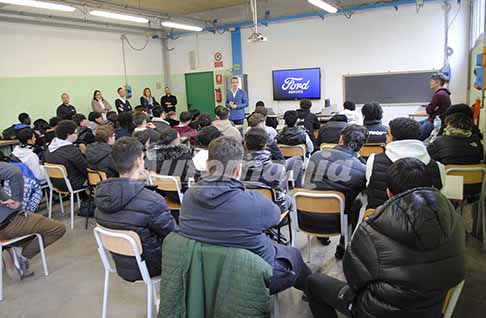 Ford Academy  - Parte ufficialmente a Reggio Emilia il Ford Youth Academy, il progetto dedicato alla formazione specializzata e allinserimento nel mondo del lavoro nel campo dellassistenza dei veicoli elettrici ed elettrificati