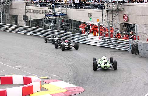 Circuito F1 Montecarlo - Grand Prix Historique di Monaco monoposto depoca in scia