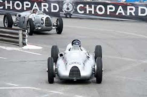 Monaco corse - Le auto depoca che hanno gareggiato al Grand Prix Historique di Monaco 2012 - by Automania