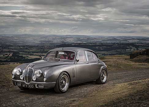 Ian Callum - Mark 2 by Ian Callum auto storica in chiave moderna
