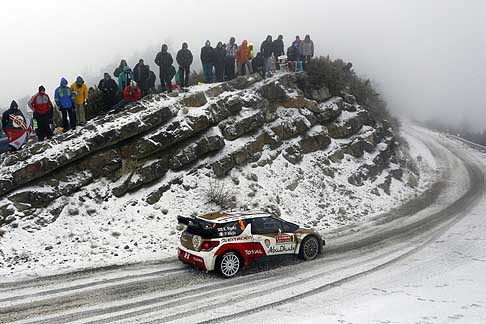 Rally WCR 2014 - Kris Meeke and Paul Nagle tackle the icy roads of the Monte Carlo Rally