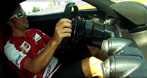 Ferrari - Ferando Alonso la nuova LaFerrari a Fiorano