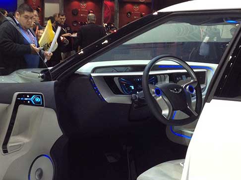 Lexus - Luxus LS600h pilota automatico interni vettura dellauto al CES 2013 di Las Vegas