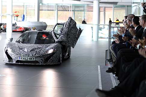 McLaren - McLaren P1 Concept car nel McLaren Technology Center