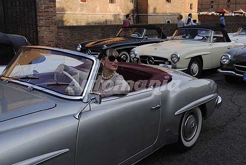 La Ferrara degli Etensi - Mercedes-Benz 190 SL al 30 Raduno Nazionale Mercedes a Ferrara 2017