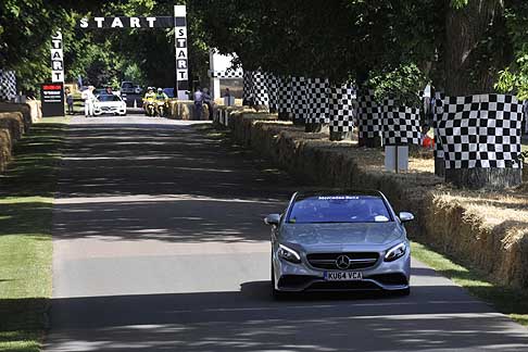 Cronoscalata di auto storiche - Mercedes-Benz A Class AMG a Goodwood Festival of Speed