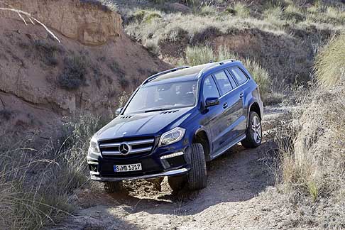 Mercedes - Mercedes-Benz Classe GL off road, pu diventare un buon fuoristrada se equipaggiato con il pacchetto On&OffRoad