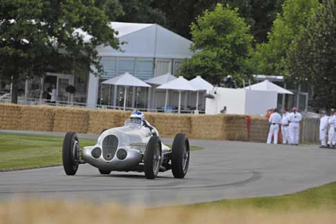 Mercedes-Benz - Mercedes-Benz W123 old car at Goodwood Festival of Speed 2014