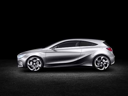 Mercedes-Benz - Mercedes-Benz Classe A Concept laterale