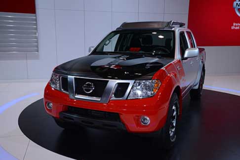 Nissan - Nissan Frontier Diesel Runner Powered by Cummins at the Chicago Auto Show 2014