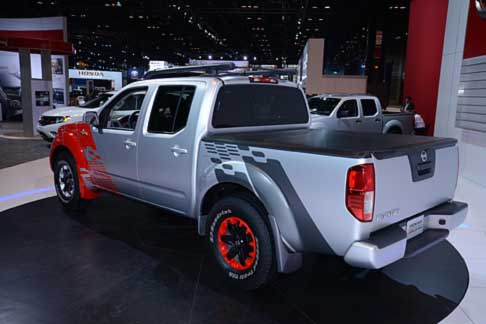 Nissan - Nissan Frontier Diesel cassone pick-up al Chicago Autoshow 2014