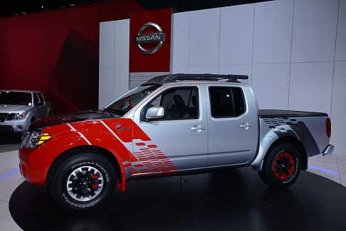 Nissan - Veicolo Nissan Frontier Diesel pick up al Salone di Chicago 2014