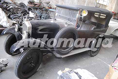 Scoperte Auto da sogno - Peugeot Type 172 R Torpedo - 1927 denominata anche Quadrilette con ruota esterna sul laterale