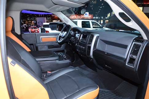 Dodge - Ram 3500 interni pick-up al Chicago Auto Show 2014