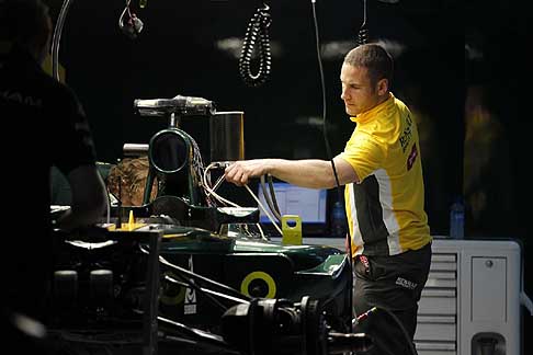 Caterham - 2012 - Renault Formula 1 - Caterham F1 team pit garage at the Bahrein Grand Prix