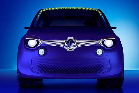 Renault - Renault TwinZ Concept  una city car lunga 3.62 metri, equipaggiata con motore elettrico posteriore con trazione posteriore
