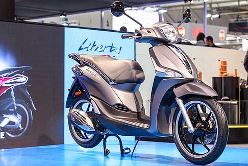 Piaggio - Scooter Piaggio Liberty S, nuova gamma di motori quattro tempi a iniezione elettronica ecologici con consumi molto bassi, e dotata di ABS di serie sulle versioni 125 e 150