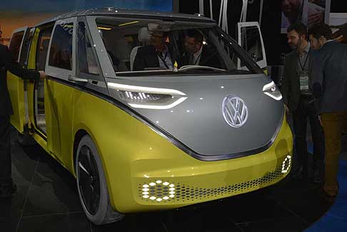 Volkswagen - Volkswagen I.D. Buzz pulmino elettrico al Salone di Detroit 2017