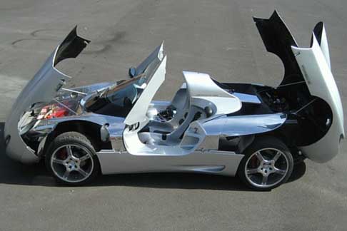 Wingho Auto Classic - Wingho Auto Classic presenta la W3 Triposto racing cars