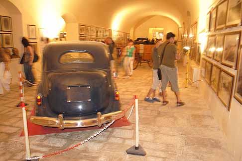 Ferragosto - Esposizione di auto depoca nella vecchia distilleria Cassano di Gioia del Colle
