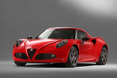 Alfa Romeo - Alfa Romeo 4C con motore 4 cilindri 1750 Turbo Benzina