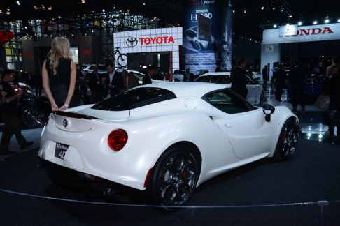 Alfa Romeo - Alfa Romeo 4C, la sportiva esposta al New York Auto Show 2014