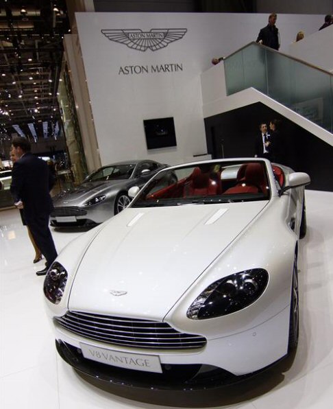 Aston Martin - Tra le otto vetture presenti nel parterre di Ginevra, troviamo, oltre alle gi citate Aston Martin V12 Zagato e la V8 Vantage, anche la Coup DBS, la V12 Vantage e la Rapide.
