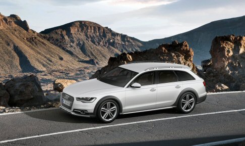 Audi - La gamma delle unit si affida a quattro propulsori, V6 di 3.0 litri dotate di sovralimentazione ed iniezione diretta del carburante. 