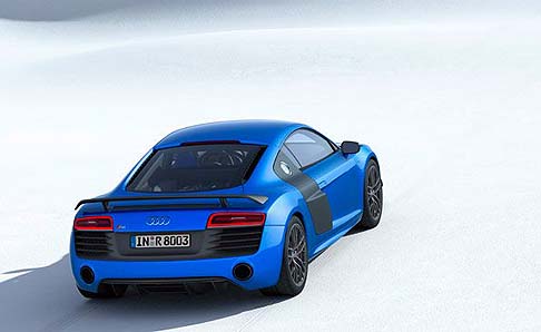 Audi - Sportiva di razza, la Audi R8 adotta un motore centrale aspirato ad alti regimi (V10 da 5,2 litri), sospensioni a doppi bracci trasversali e carrozzeria in alluminio ASF (Audi Space Frame) derivati direttamente dal mondo delle corse. 