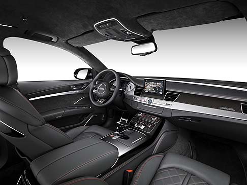 Audi - La nuova Audi S8 plus sar disponibile in Italia da novembre a partire da 143.500 euro. 