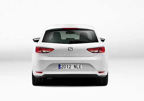 Seat - Seat Leon 2012 brand white posteriore vettura