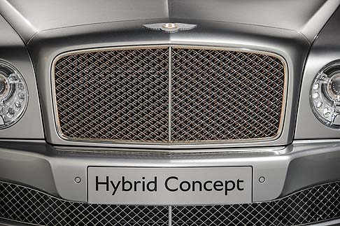 Bentley - Realizzato sulla base dellammiraglia Mulsanne, il concept ibrido Bentley dimostra come la tecnologia ibrida possa essere applicata ad una vettura lussuosa.