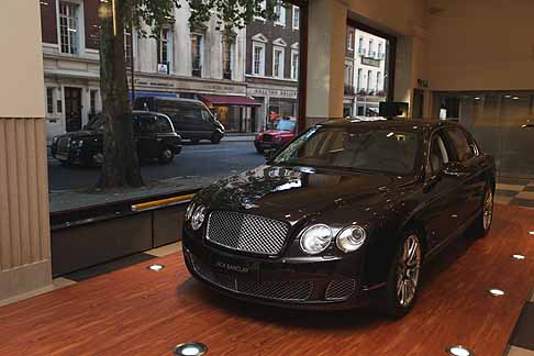 Bentley - Auto Bentley Continental Flying Spur Linley