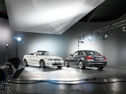 BMW - BMW presenta a Detroit anche un nuovo pacchetto di equipaggiamenti Limited Edition Lifestyle, che accentua le qualit estetiche delle vetture BMW Serie 1 Coup e BMW Serie 1 Cabrio, con nuove soluzioni stilistiche. 