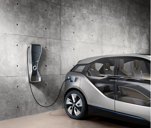 BMW - Questo interessante viaggio, che toccher� altre sei citt�, Dusseldorf, Tokyo, New York, Londra, Parigi e Shanghai, apre le danze il 20 giugno 2012 nel Palazzo delle Esposizioni di Roma, in via Nazionale 194.