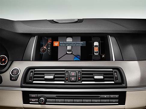 BMW - Oltre allingressi di nuovi modelli nella gamma, il marchio BMW introduce nuove funzionalit per il sistema ConnectedDrive.