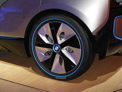 BMW - Struttura BMW i3 concept dettaglio ruota posteriore