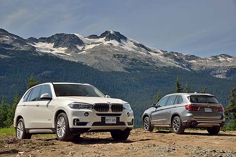 BMW - La nuova BMW X5 appare pi lussuosa, versatile e pi aerodinamico e vanta fino a 90 kg di peso in meno rispetto al modello precedente. 