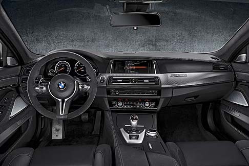 BMW M5 30 Jahre