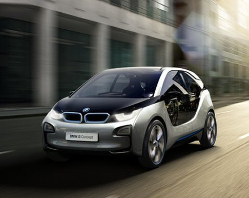BMW - Spazio anche alla versione pi evoluta della BMW i3 Concept nella vetrina dOltralpe con soluzioni ecosostenibili. 