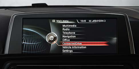 BMW - Il sistema BMW ConnectedDrive raccoglie unampia offerta di servizi dedicati alla mobilit.